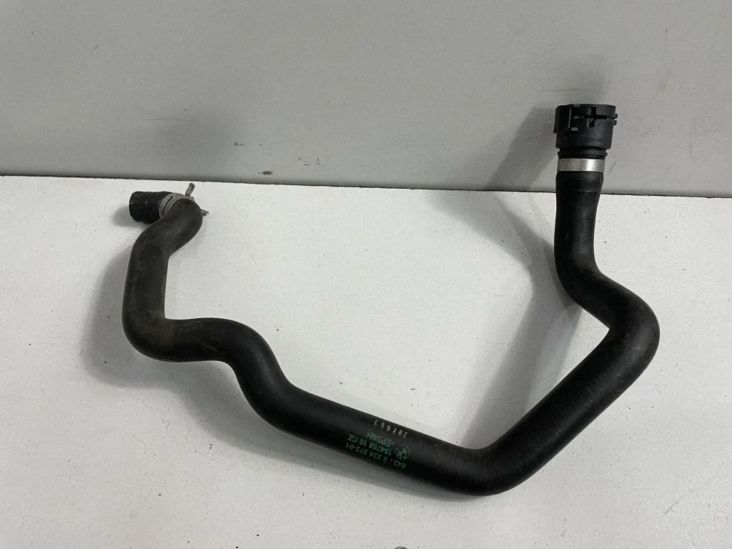 Przewody układu chłodzenia silnika – BMW Seria 5 F10 F11 (2009-2016)
