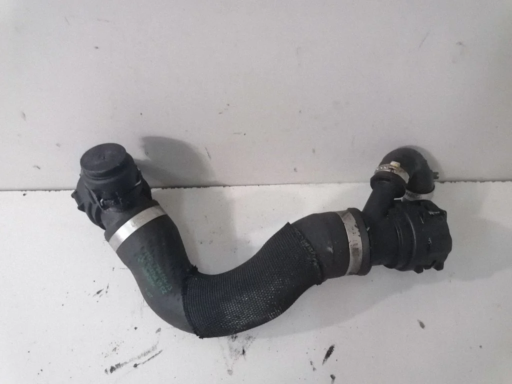 Mootori jahutusvedeliku toru / voolik – BMW X5 E70 (2006-2013)