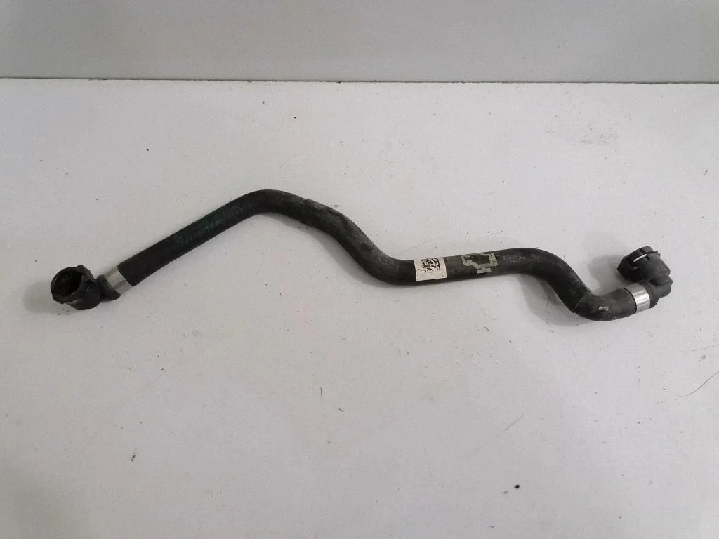 Engine coolant pipe/hose – BMW 4 Series F32 F33 (2013-2020)