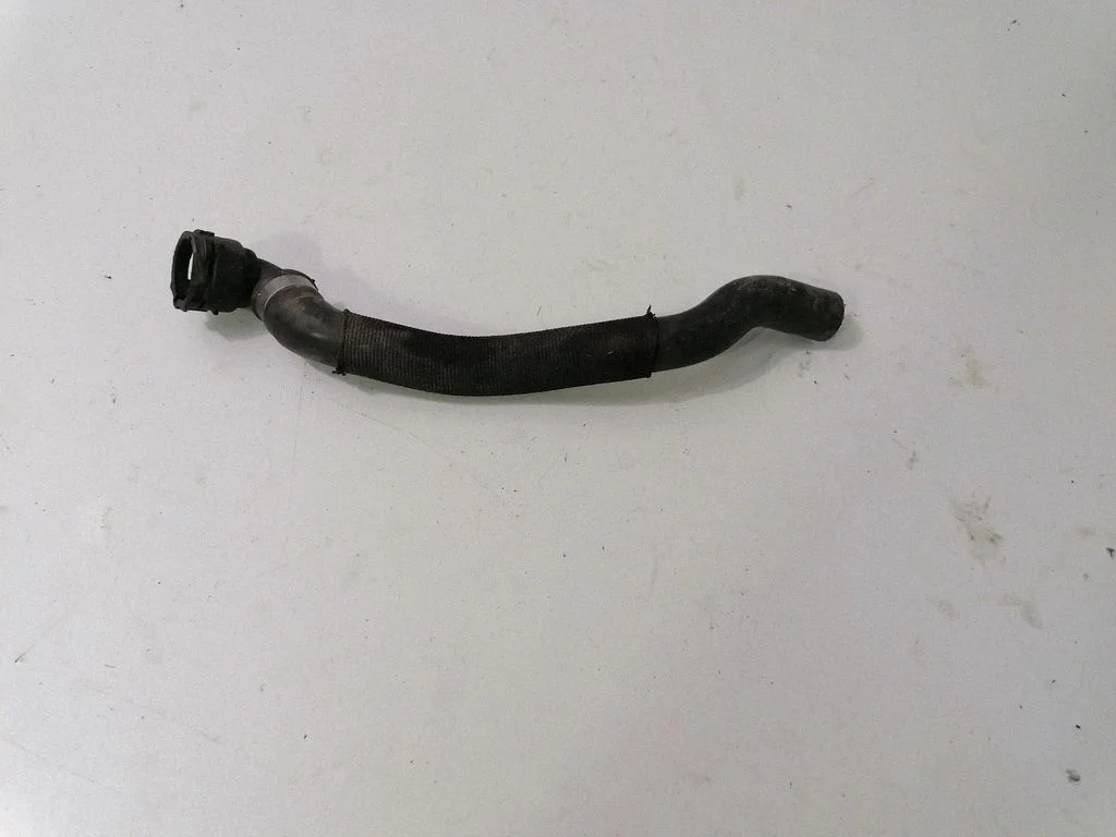 Engine coolant pipe/hose – BMW 3 Series E90 E91 (2005-2012)