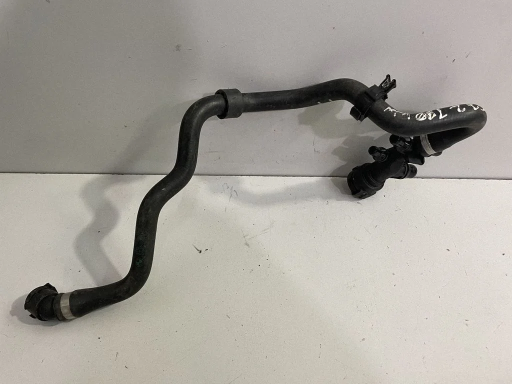 Mootori jahutusvedeliku toru / voolik – BMW 3-seeria F30 F35 F31 (2012-2018)