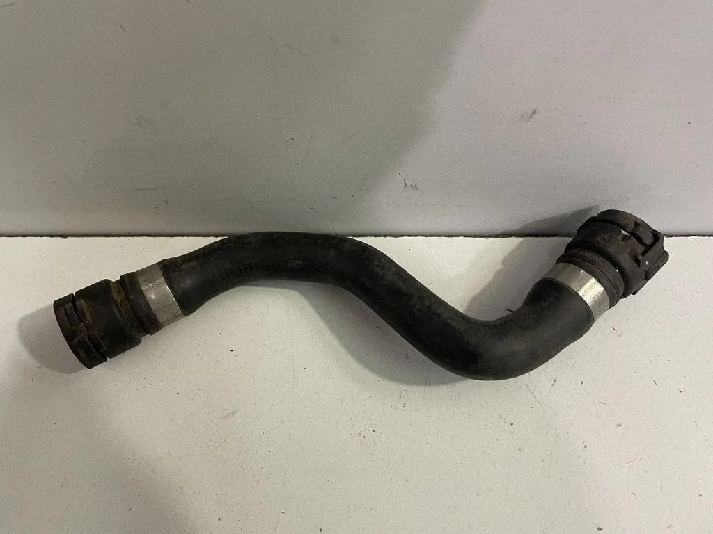 Engine coolant pipe/hose – BMW X5 E53 (1999-2006)