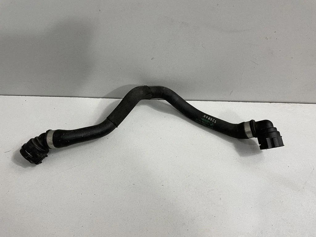 Mootori jahutusvedeliku toru / voolik – BMW 5-seeria F10 F11 (2009-2016)