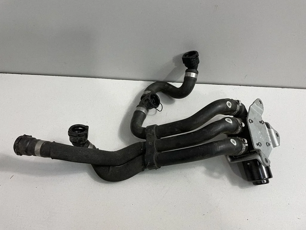 Motora dzesēšanas caurule (-es)/šļūtene (-es) – BMW X5 F15 (2013-2017)