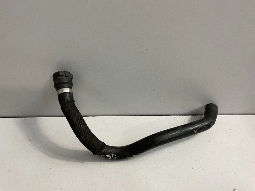 Engine coolant pipe/hose – BMW 3 Series E90 E91 (2005-2012)