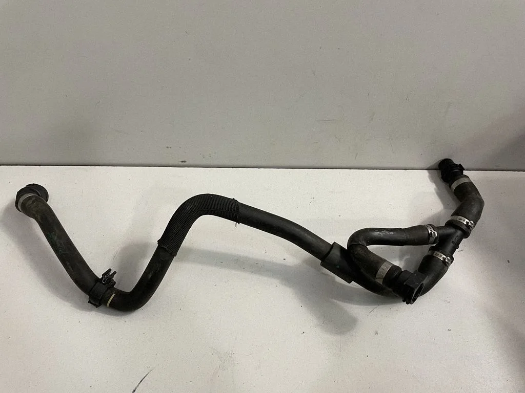 Motora dzesēšanas caurule (-es)/šļūtene (-es) – BMW 3. sērija F30 F35 F31 (2012-2018)