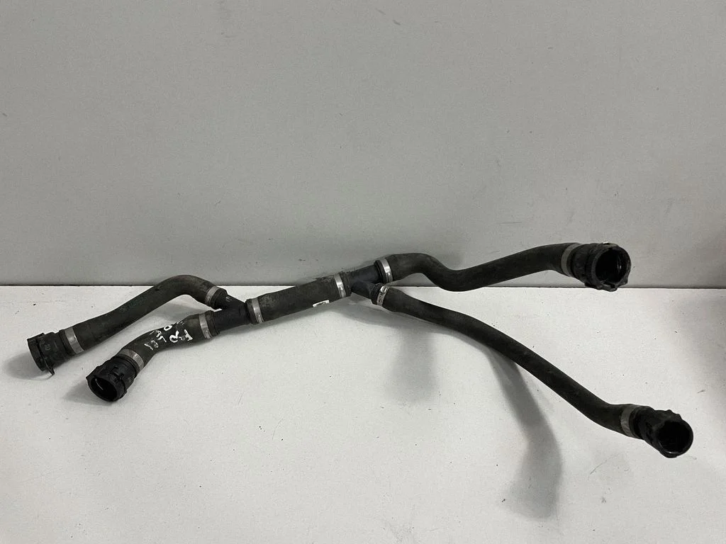 Przewody układu chłodzenia silnika – BMW Seria 3 F30 F35 F31 (2012-2018)