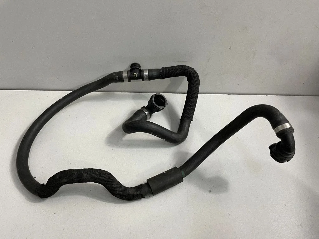 Przewody układu chłodzenia silnika – BMW X5 F15 (2013-2017)