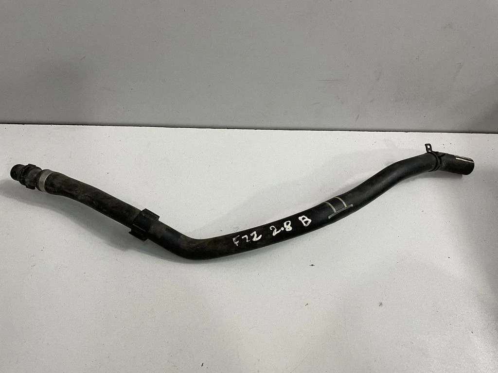 Mootori jahutusvedeliku toru / voolik – BMW 2-seeria F22 F23 (2013-2017)