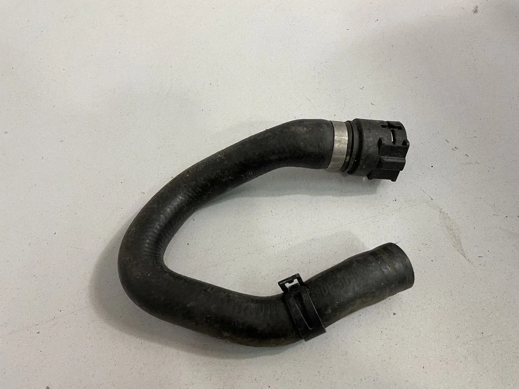 Przewody układu chłodzenia silnika – BMW Seria 7 E65 E66 (2001-2008)