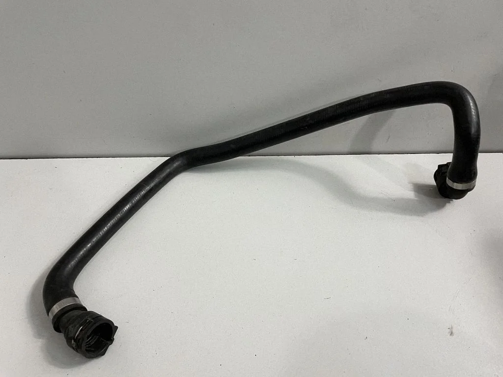 Motora dzesēšanas caurule (-es)/šļūtene (-es) – BMW X6 E71 (2008-2014)