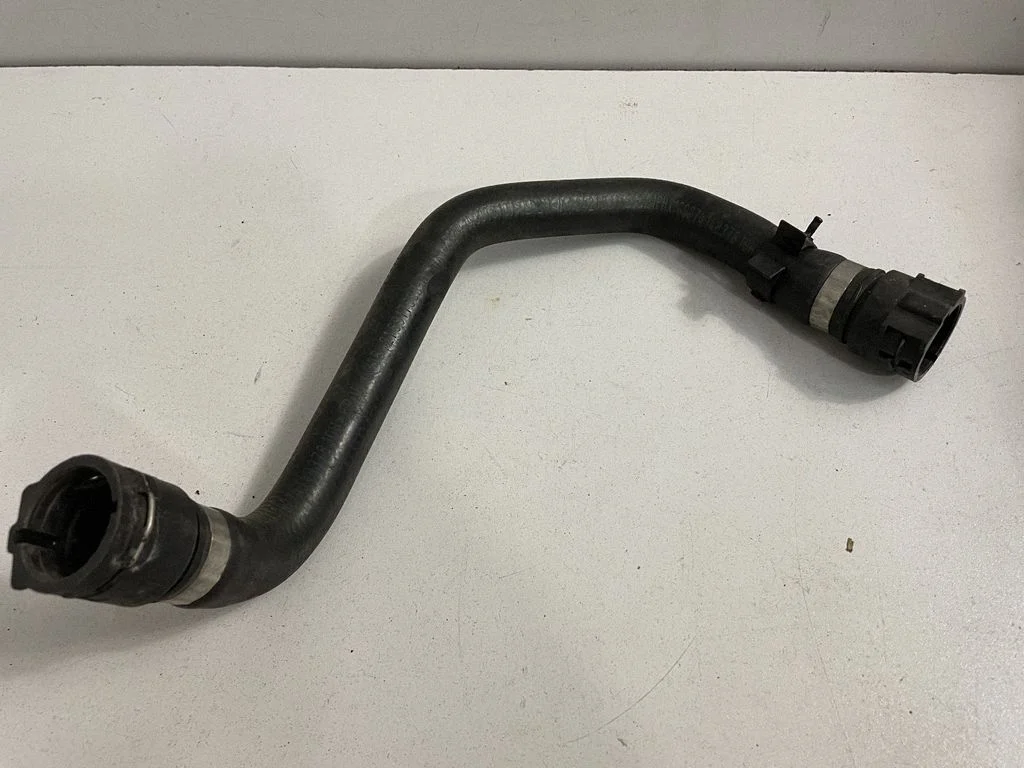 Engine coolant pipe/hose – BMW 5 Series E60 E61 (2004-2010)