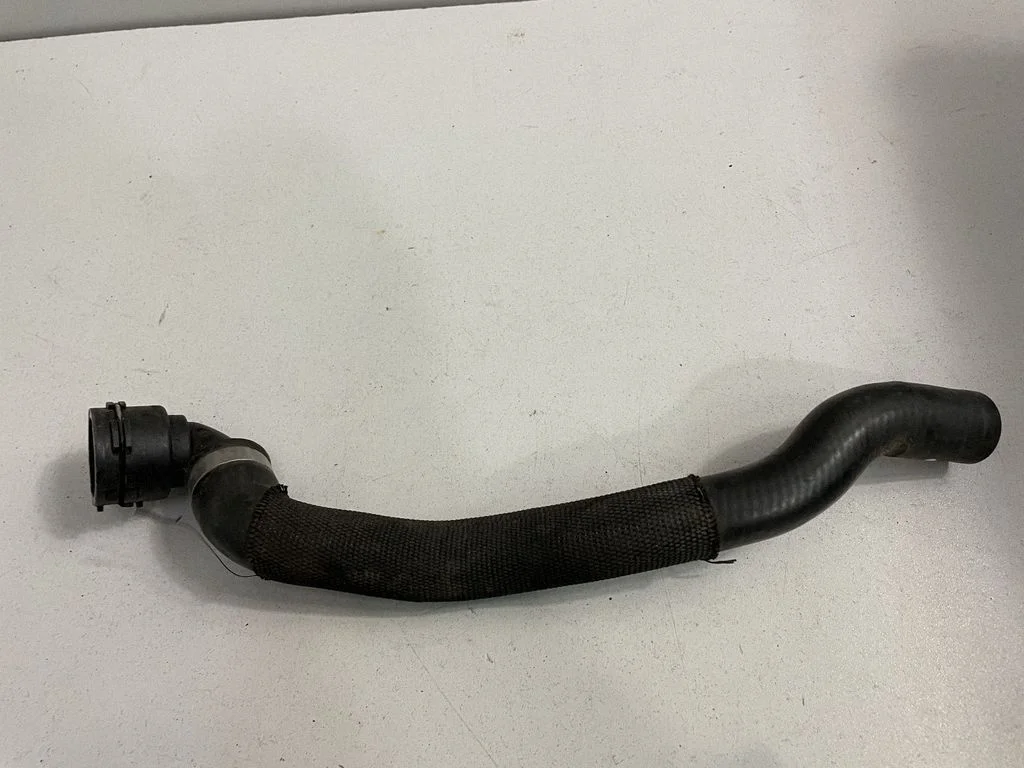 Engine coolant pipe/hose – BMW 1 Series E81 E87 (2004-2011)