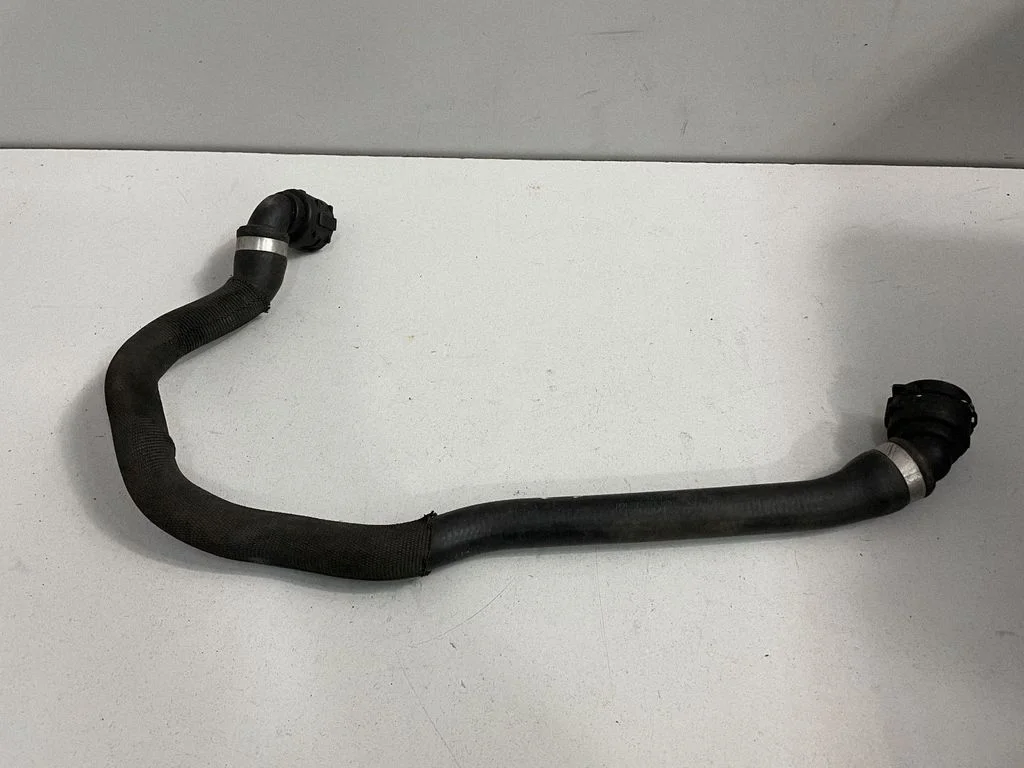 Motora dzesēšanas caurule (-es)/šļūtene (-es) – BMW 3. sērija E92 E93 (2005-2014)