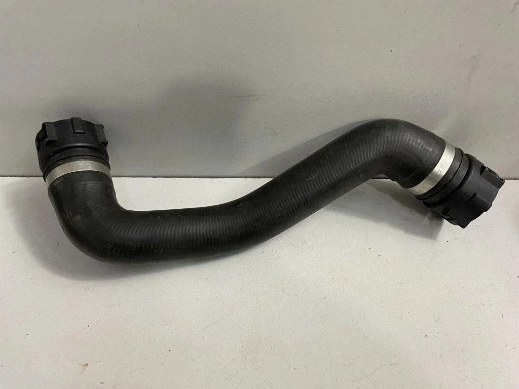 Engine coolant pipe/hose – BMW 4 Series F32 F33 (2013-2020)
