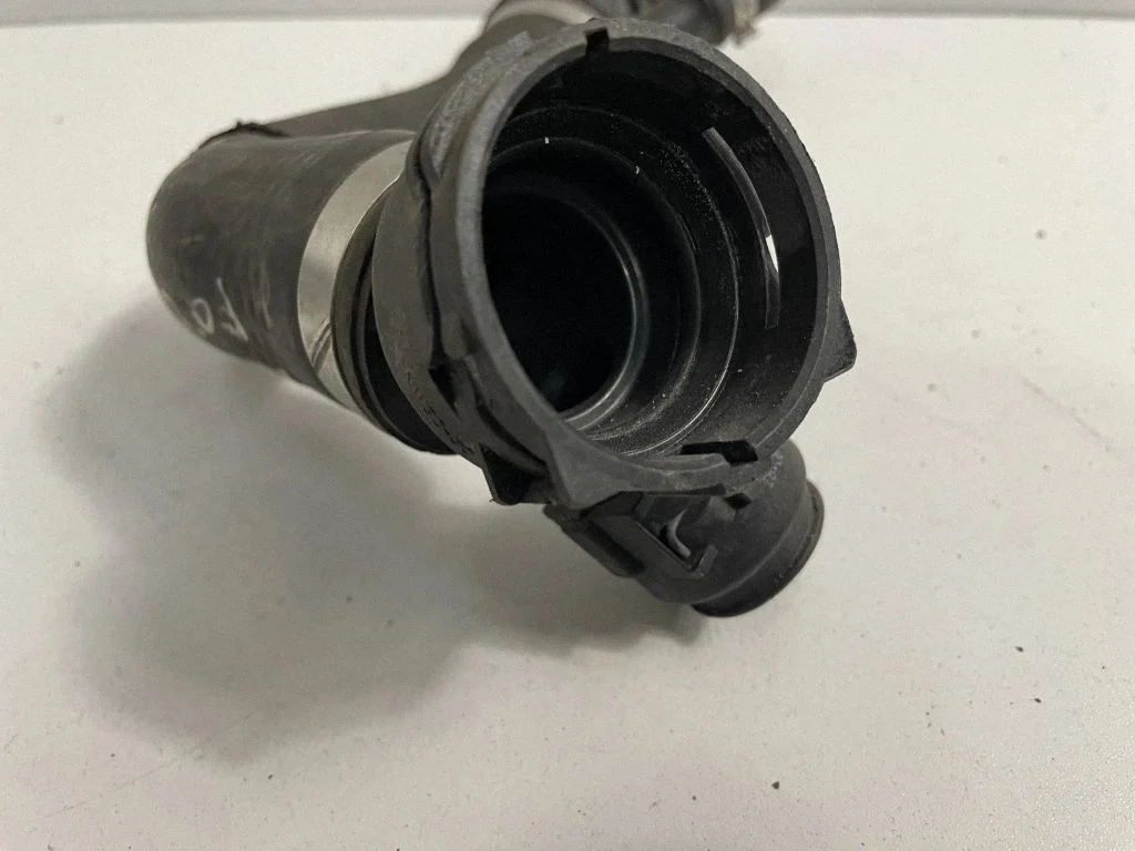 Mootori jahutusvedeliku toru / voolik – BMW X6 E71 (2008-2014)