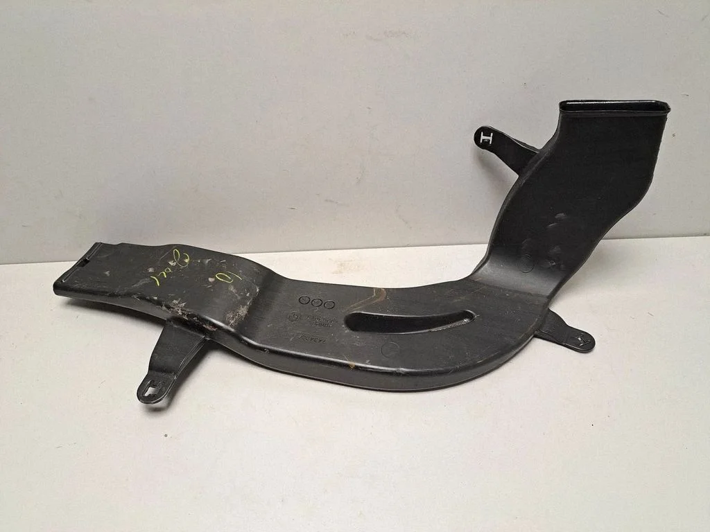 Cabin air duct channel 7434330 – BMW X7 G07 (2018-)