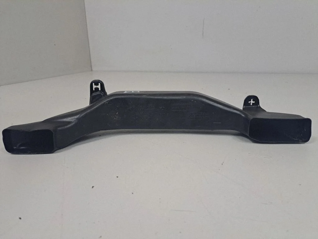 Cabin air duct channel 9490606 – BMW iX1 (2022-)