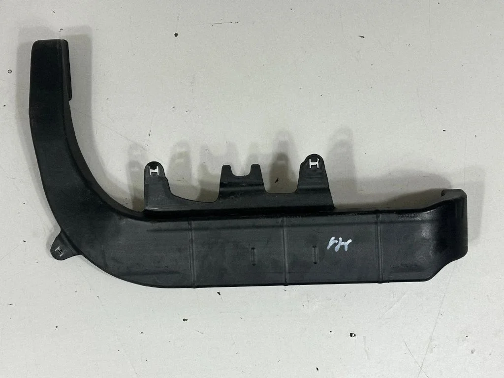 Cabin air duct channel 7947985 – BMW iX1 (2022-)