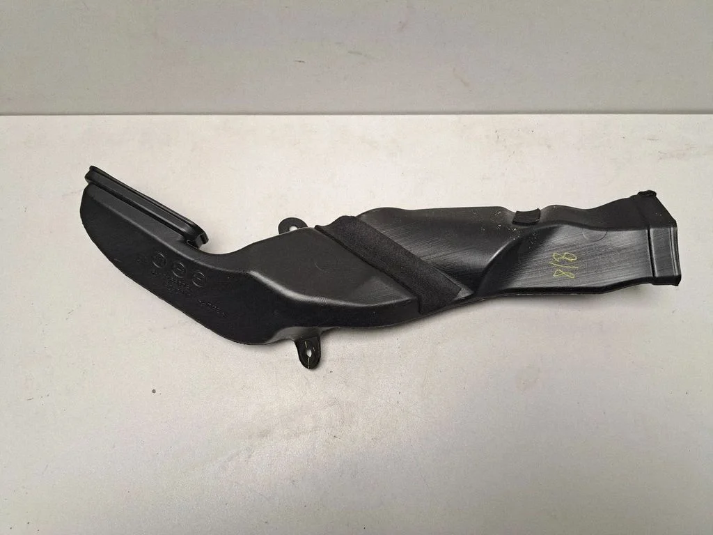 Cabin air duct channel 7466095 – BMW X7 G07 (2018-)