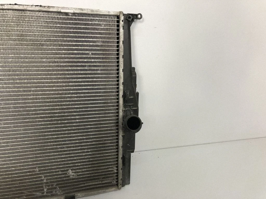Coolant radiator – BMW 3 Series E90 E91 (2005-2012)