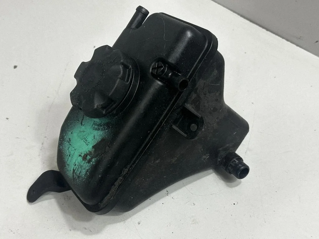 Coolant expansion tank/reservoir 2283500
