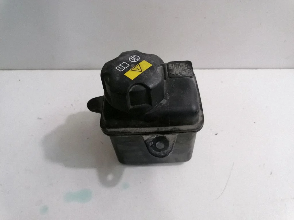 Coolant expansion tank/reservoir 9327150 – BMW i3 (2013-)