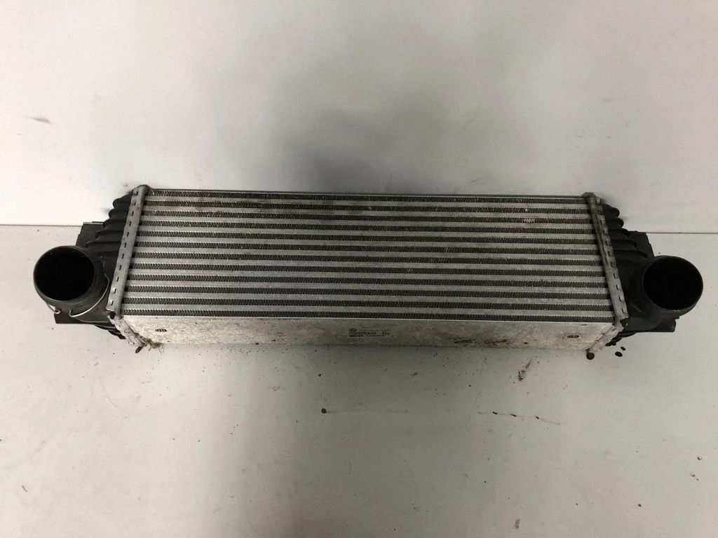 Starpdzesētāja (interkūlera) radiators – BMW 6. sērija F06 Gran coupe (2012-2018)