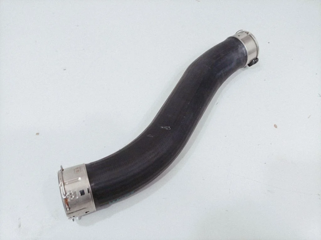 Intercooler hose/pipe – BMW 5 Series G30 G31 G38 (2016-)