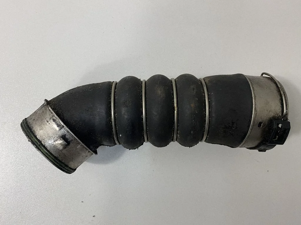 Intercooler hose/pipe – BMW 3 Series E90 E91 (2005-2012)