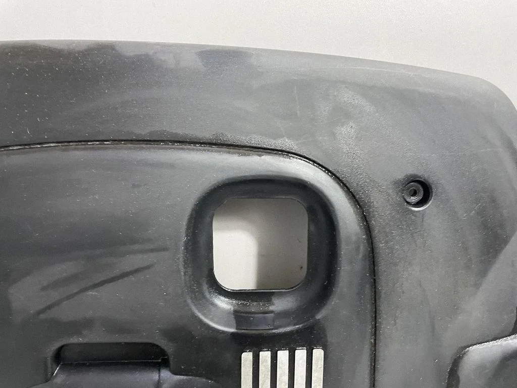 Dzinēja pārsegs (apdare) – BMW 5. sērija E60 E61 (2004-2010)