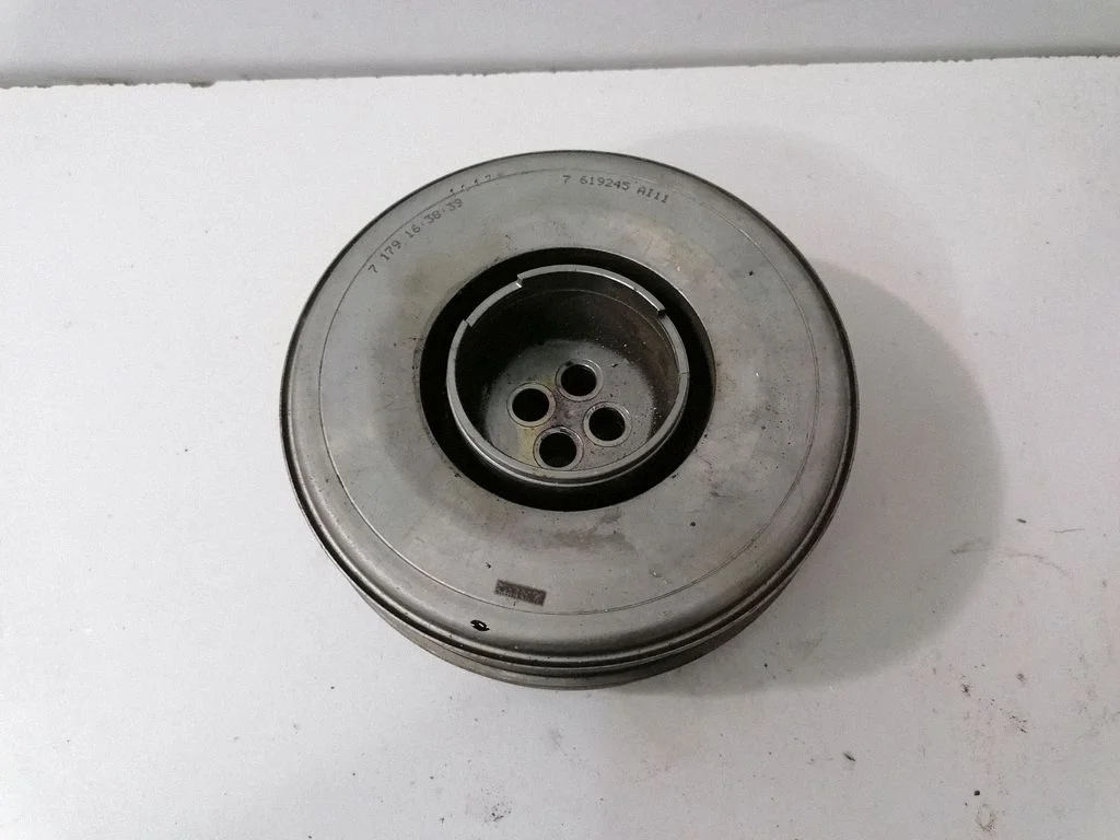 Koło pasowe wału korbowego – BMW Seria 5 F10 F11 (2009-2016)