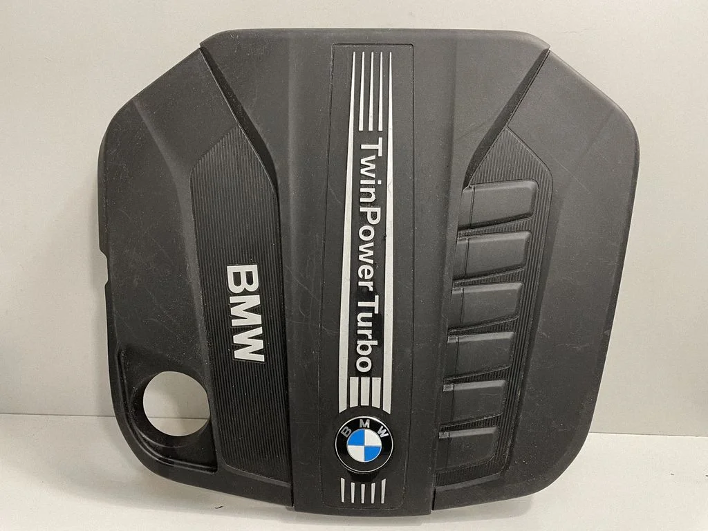 Engine cover (trim) – BMW 5 Series F10 F11 (2009-2016)