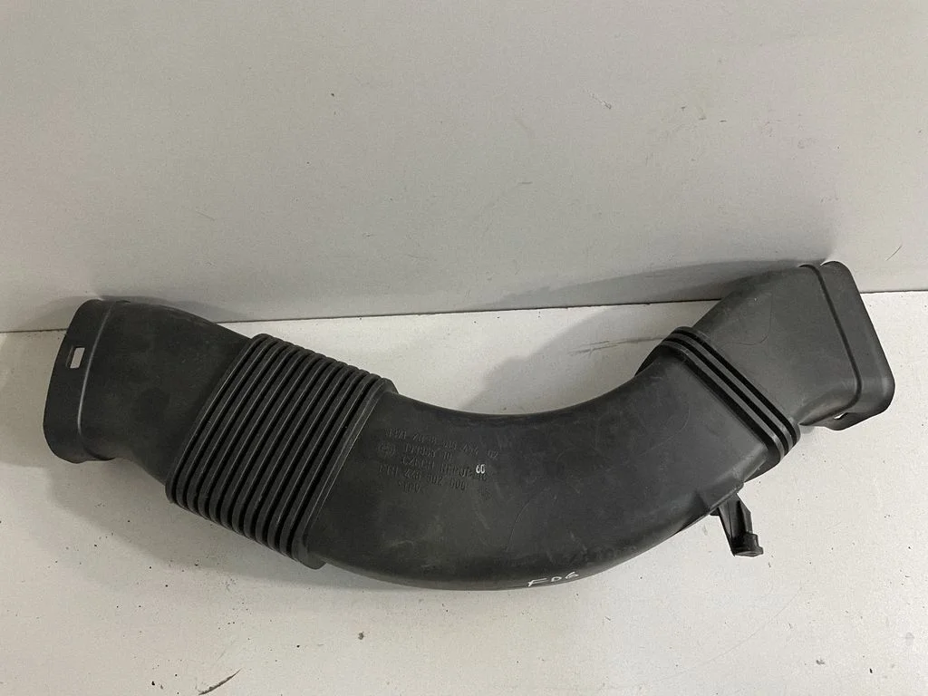 Šļūtene (-es)/ caurule (-es) 8513454 – BMW 6. sērija F12 F13 (2010-2018)