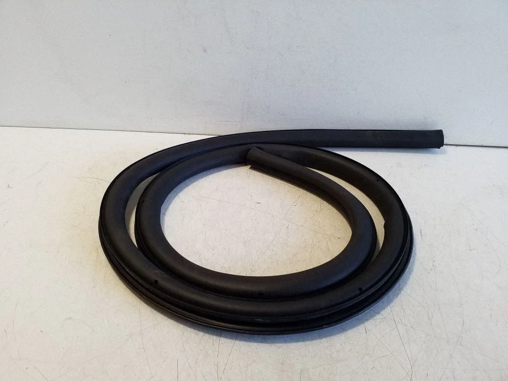 Front door rubber seal 3W8867337C