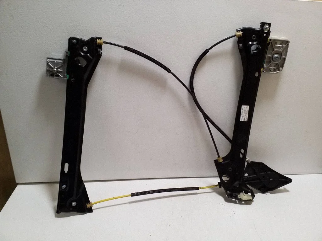 El. lango pakėlimo mechanizmas be varikliuko