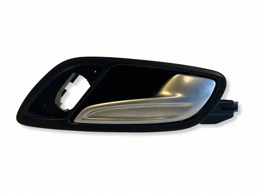 Front door interior handle 8J1837020