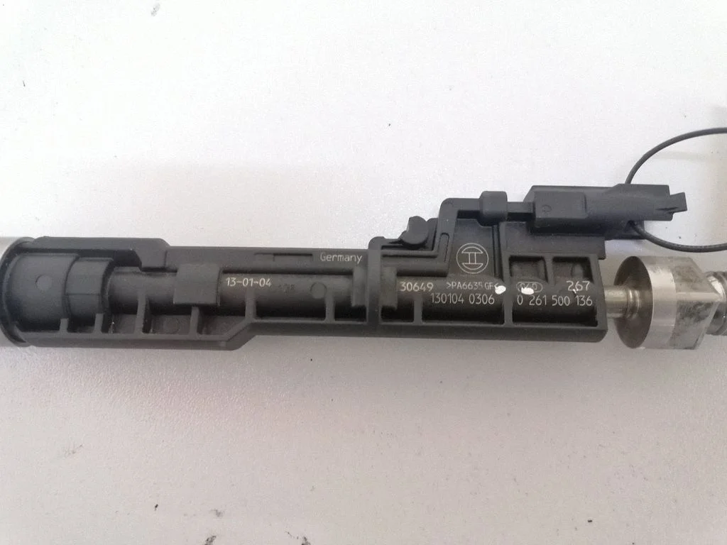 Fuel injector – BMW 6 Series F06 Gran coupe (2012-2018)