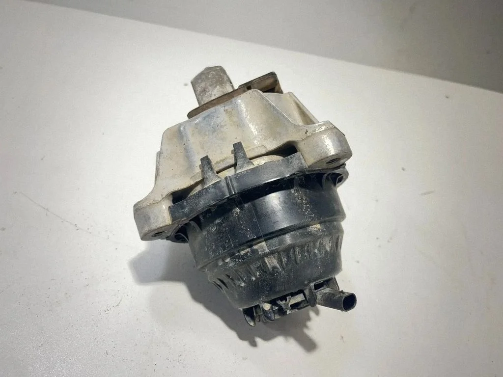 Engine mount bracket – BMW X5M G05 F95 (2019-)