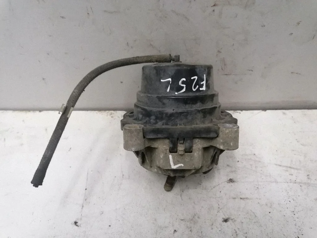 Dzinēja spilvens – BMW X3 F25 (2010-2017)