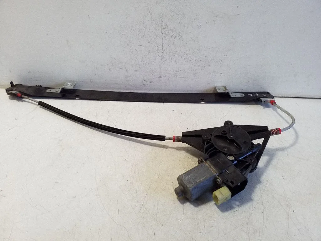 Front door window regulator with motor 0130822242 – Iveco Daily 5th gen (2011-2014)
