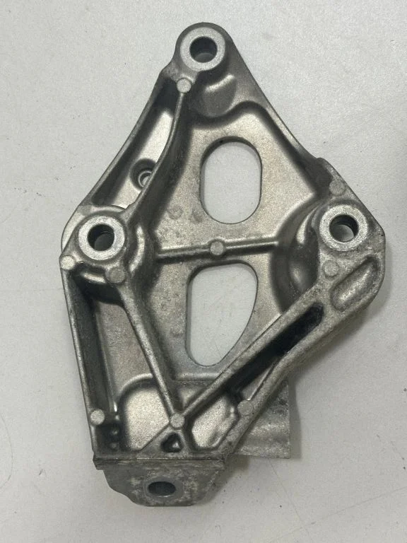 Engine mounting bracket – BMW 4 Series F36 Gran coupe (2017-)