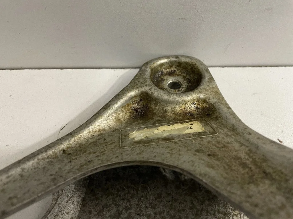 Mootori kinnituskronstein 2289304 – BMW 2-seeria F22 F23 (2013-2017)
