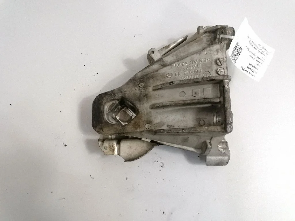 Engine mounting bracket – BMW X5 E70 (2006-2013)