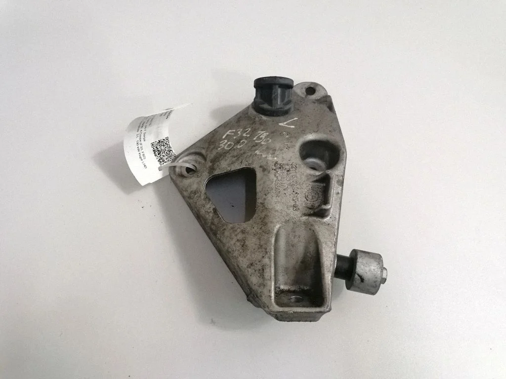 Dzinēja stiprinājuma kronšteins – BMW 4. sērija F32 F33 (2013-2020)
