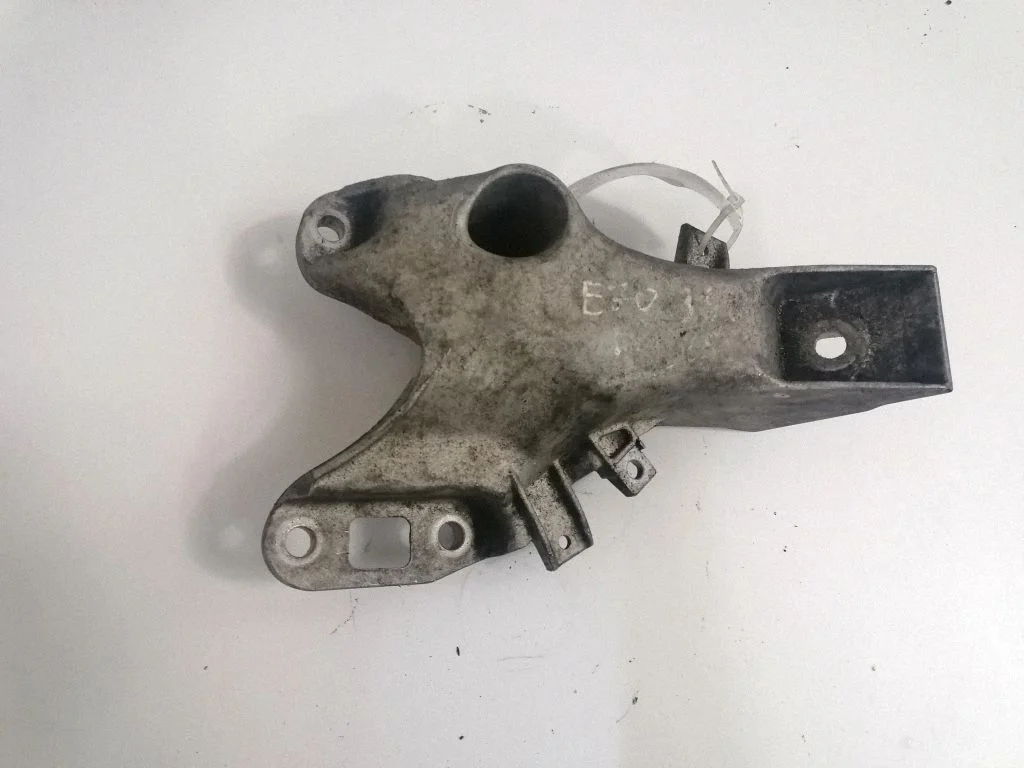 Mootori kinnituskronstein – BMW X5 E70 (2006-2013)