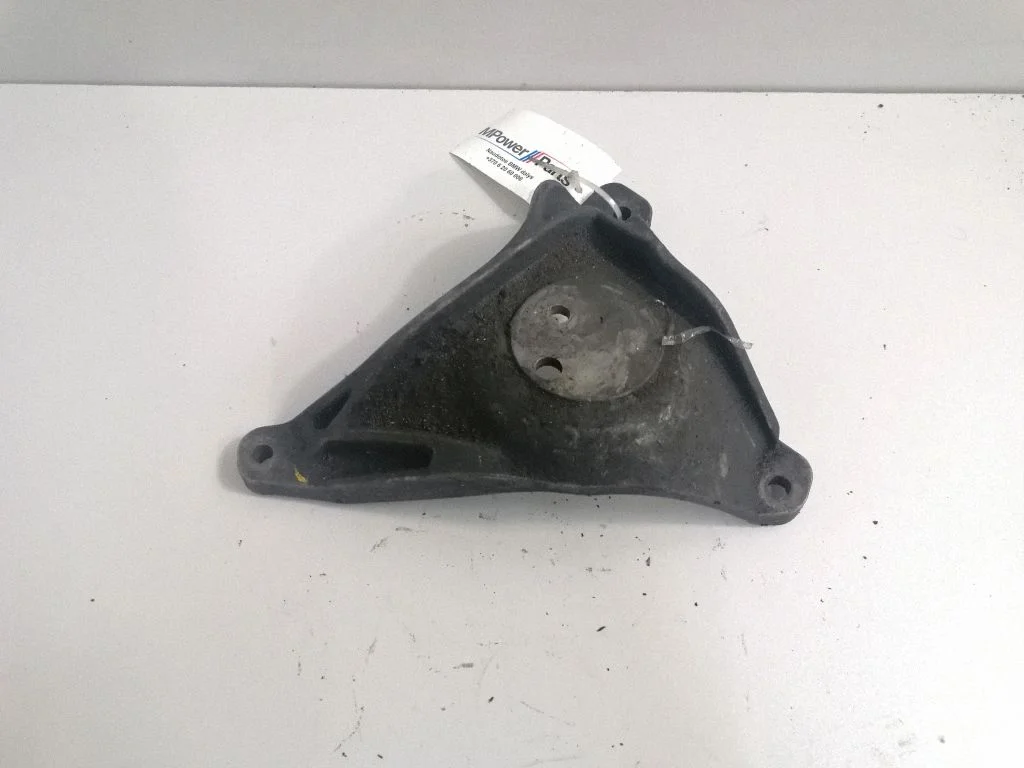 Mootori kinnituskronstein – BMW 5-seeria E39 (1996-2003)