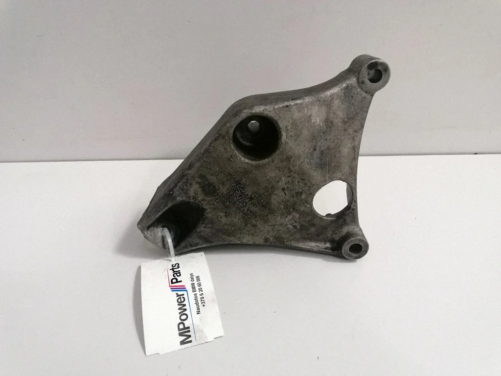 Dzinēja stiprinājuma kronšteins – BMW 4. sērija F32 F33 (2013-2020)