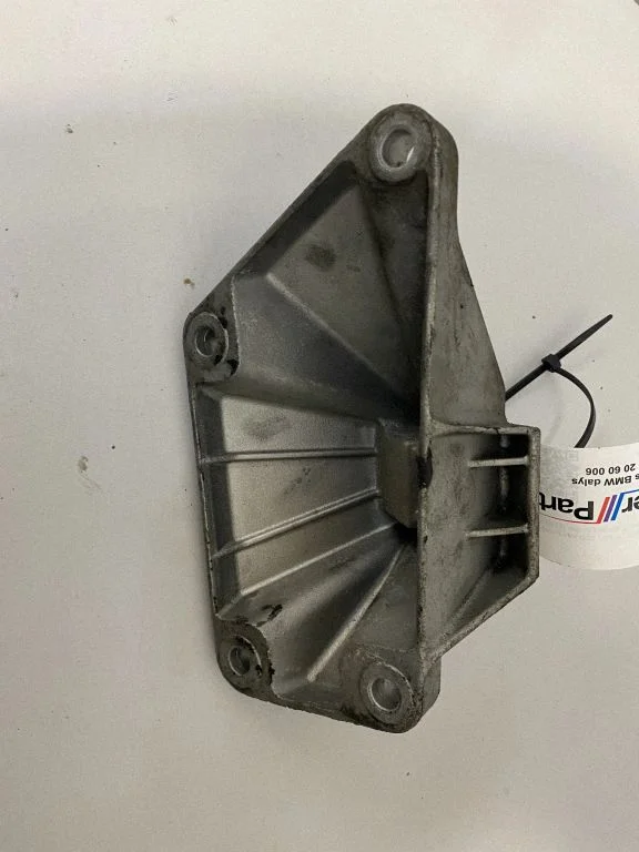 Wspornik silnika – BMW Seria 6 F06 Gran coupe (2012-2018)