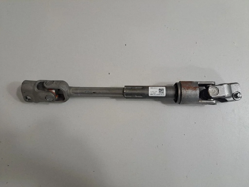 Vairo rato ašies kryžminė jungtis